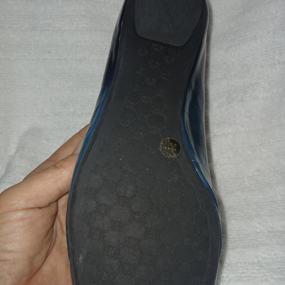 Slides - Picture 10 of 10